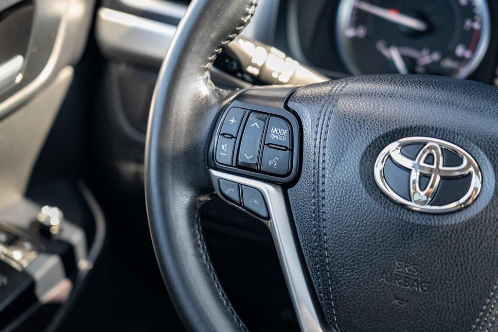 used 2017 Toyota Highlander car, priced at $22,497