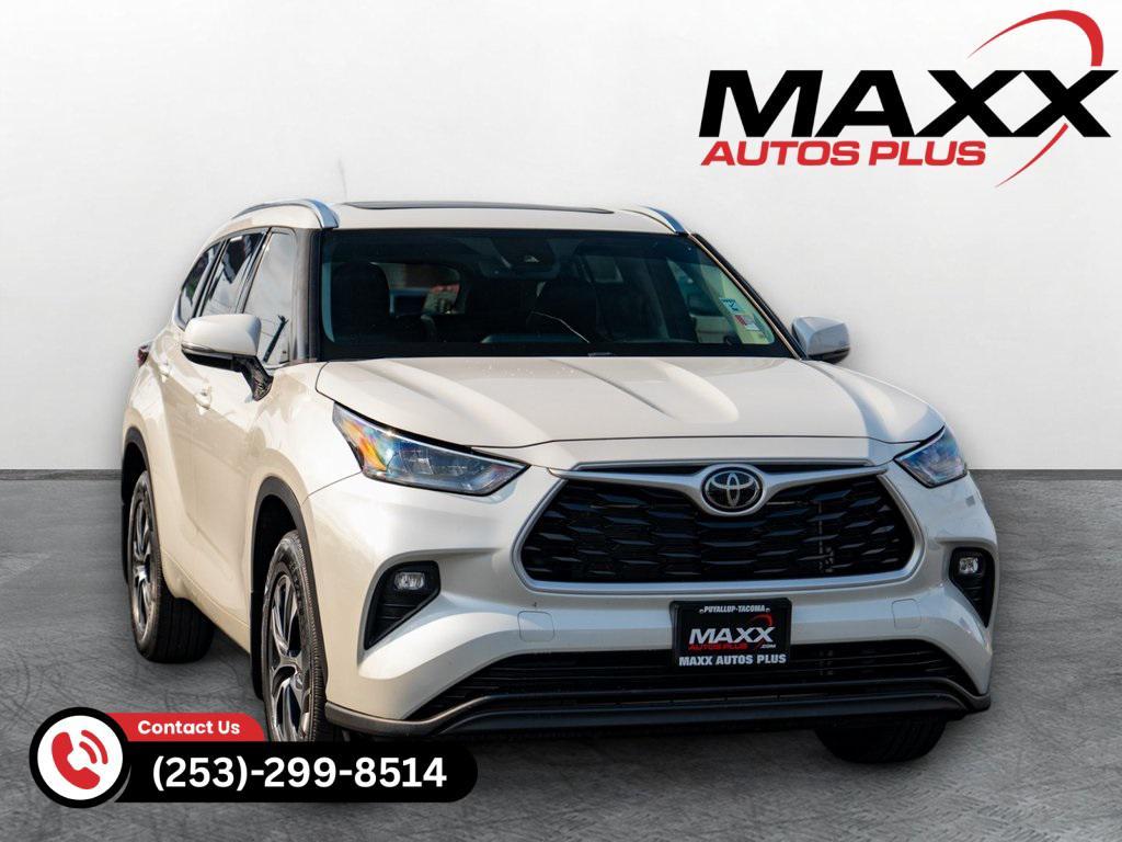 used 2020 Toyota Highlander car, priced at $32,987