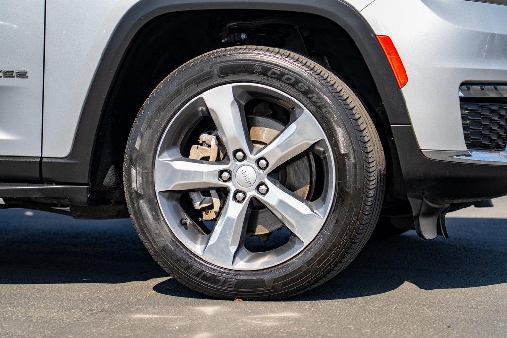 used 2021 Jeep Grand Cherokee L car, priced at $20,987