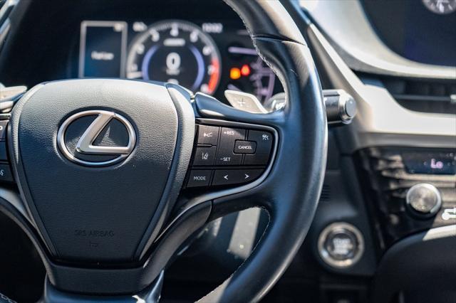 used 2019 Lexus ES 350 car, priced at $31,297