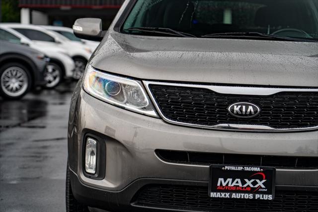 used 2014 Kia Sorento car, priced at $9,995