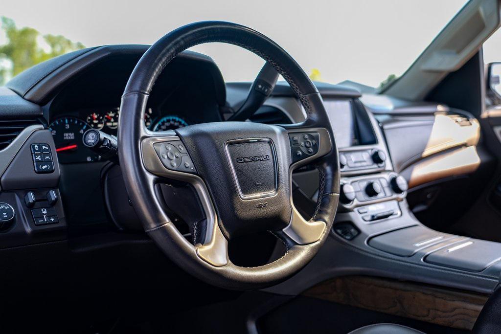 used 2019 GMC Yukon car, priced at $33,497