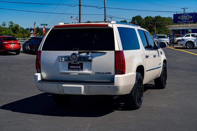 used 2014 Cadillac Escalade ESV car, priced at $23,497