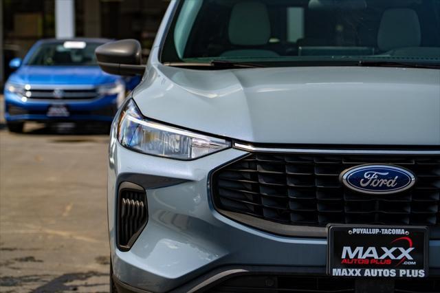 used 2023 Ford Escape car, priced at $25,697