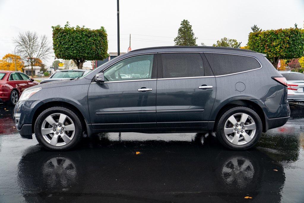 used 2014 Chevrolet Traverse car, priced at $11,697