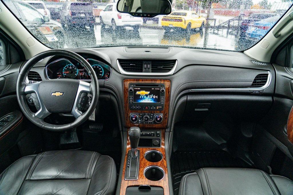 used 2014 Chevrolet Traverse car, priced at $11,697