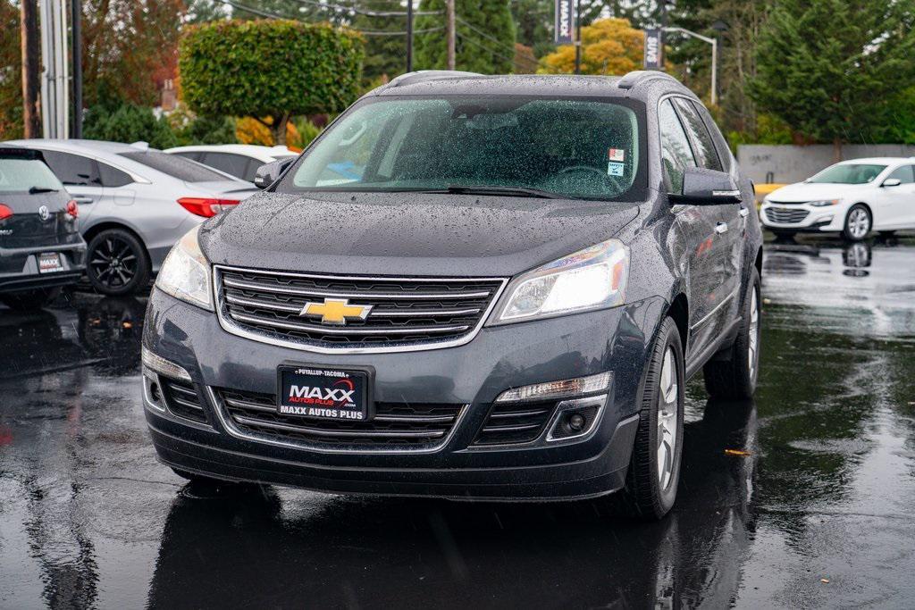 used 2014 Chevrolet Traverse car, priced at $11,697