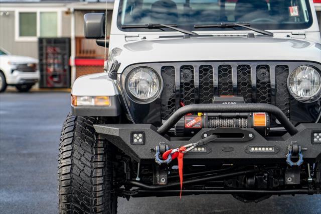 used 2022 Jeep Gladiator car, priced at $37,497