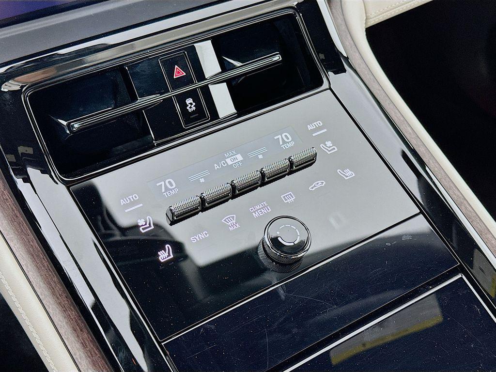 new 2024 Porsche Panamera car, priced at $123,023