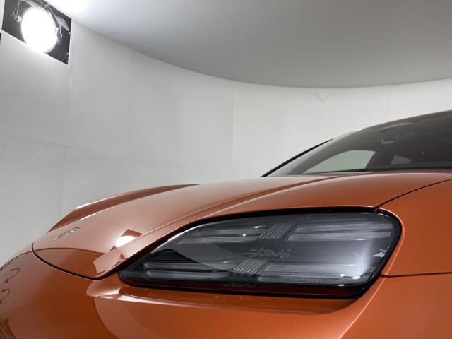 new 2024 Porsche Macan car