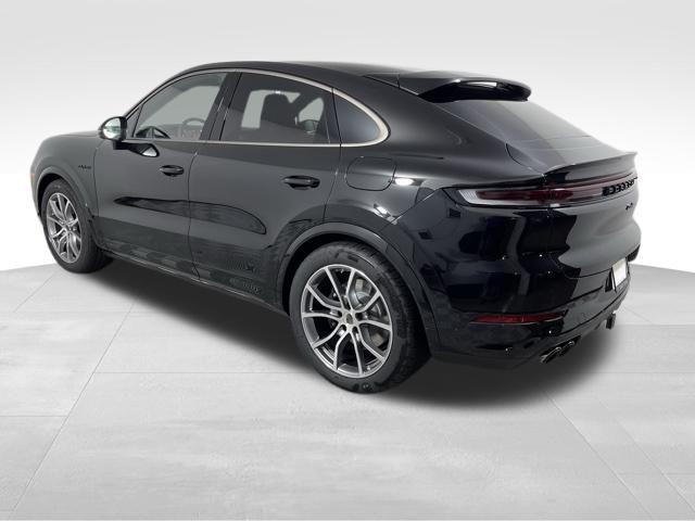 new 2025 Porsche Cayenne car, priced at $178,315