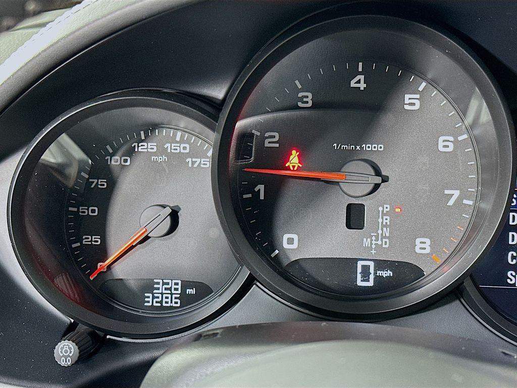 new 2025 Porsche 718 Boxster car, priced at $102,917