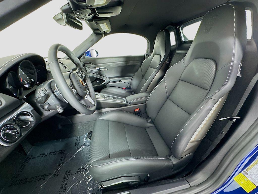 new 2025 Porsche 718 Boxster car, priced at $102,917