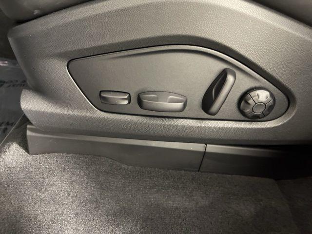 new 2025 Porsche Macan car, priced at $135,545