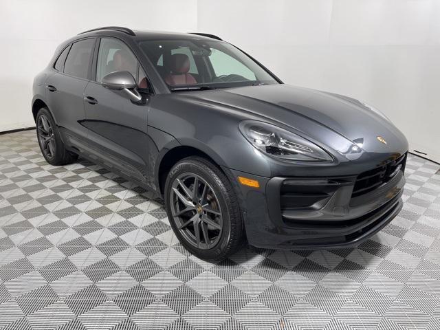 new 2024 Porsche Macan car