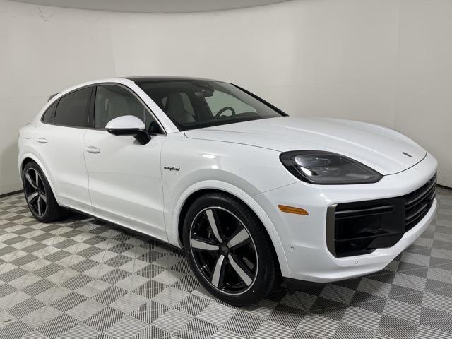 new 2025 Porsche Cayenne car, priced at $181,055