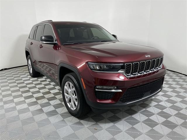 used 2022 Jeep Grand Cherokee car, priced at $32,999