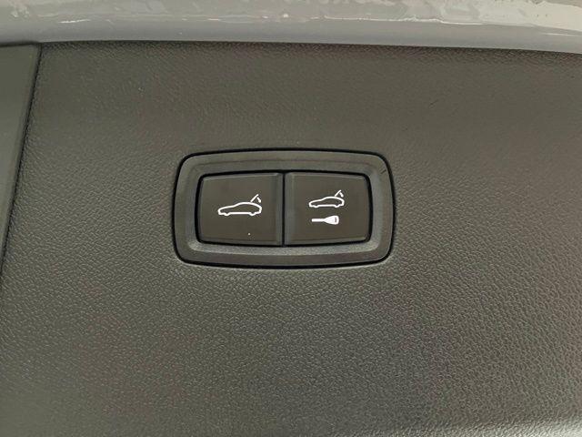 used 2025 Porsche Cayenne car, priced at $120,842