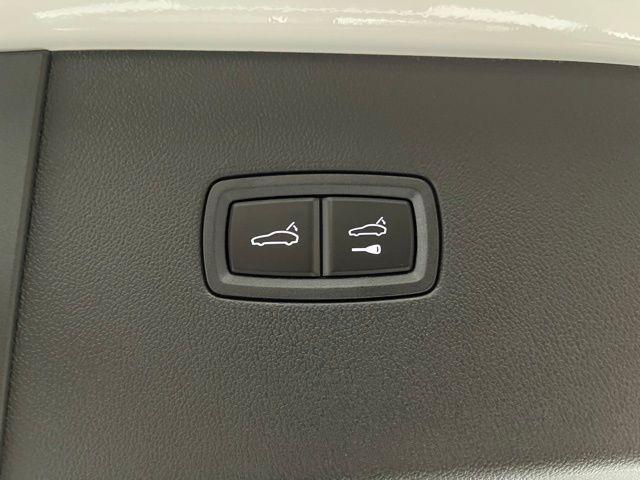 new 2026 Porsche Cayenne car, priced at $131,020