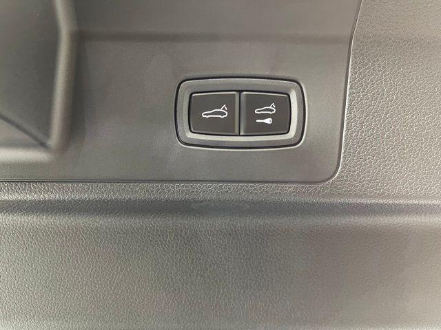 new 2025 Porsche Panamera car, priced at $127,815