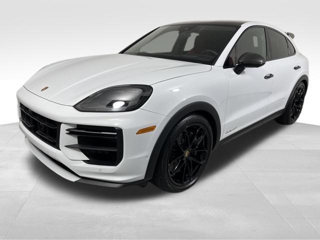 new 2025 Porsche Cayenne car, priced at $223,695