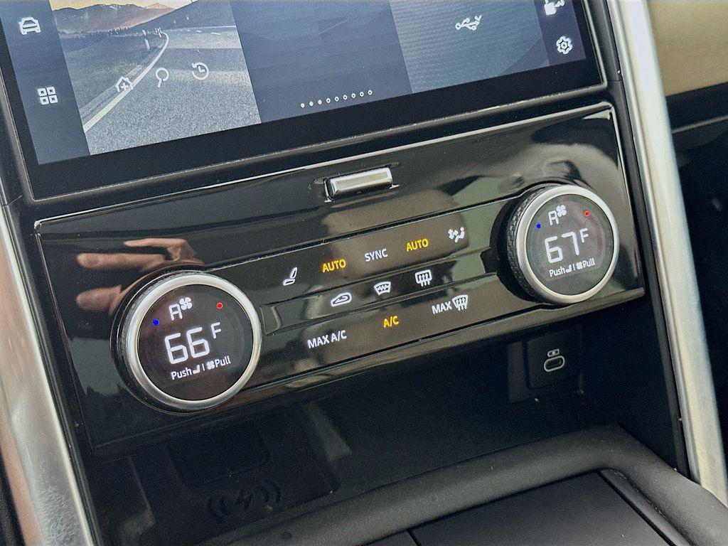 used 2021 Land Rover Discovery car, priced at $28,511