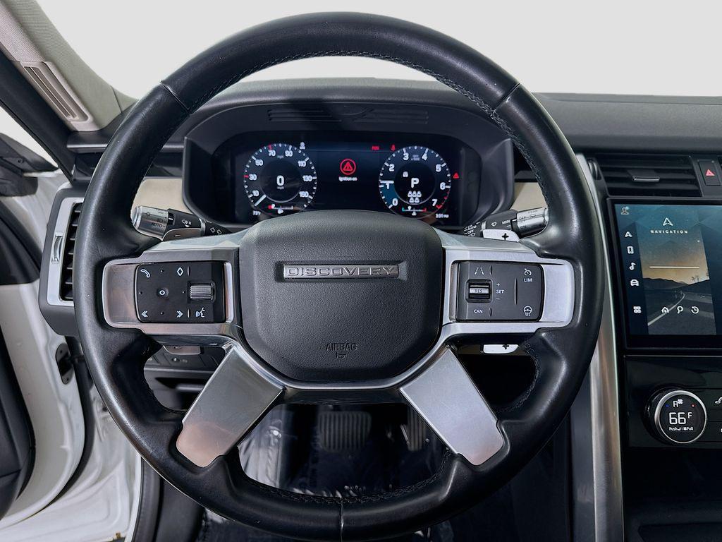 used 2021 Land Rover Discovery car, priced at $28,511