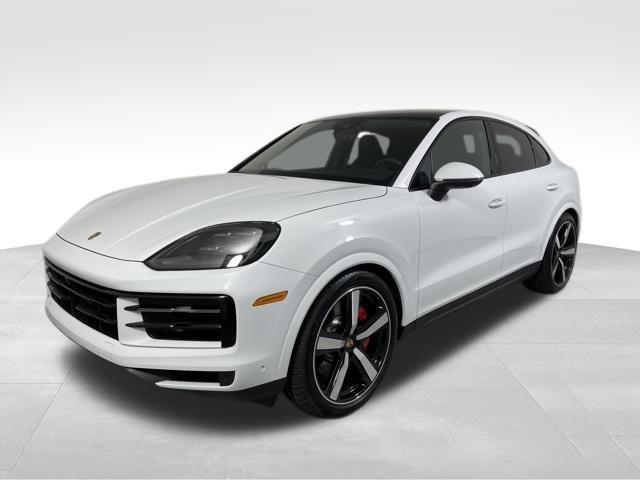new 2025 Porsche Cayenne car, priced at $139,535