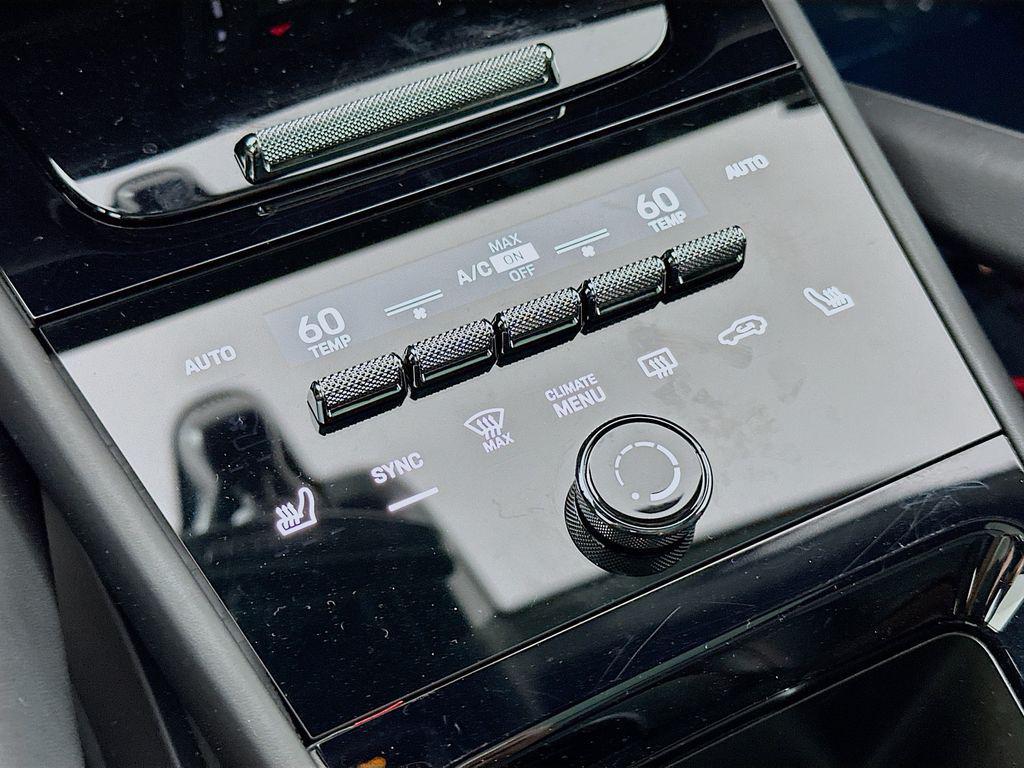 new 2025 Porsche Cayenne car, priced at $164,995