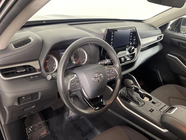 used 2020 Toyota Highlander car, priced at $26,995