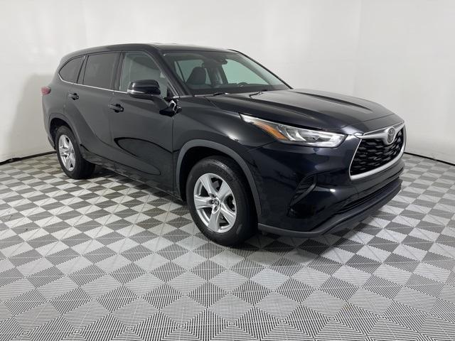 used 2020 Toyota Highlander car, priced at $26,995