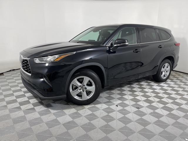 used 2020 Toyota Highlander car, priced at $26,995