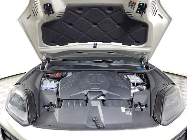 used 2025 Porsche Cayenne car, priced at $125,495