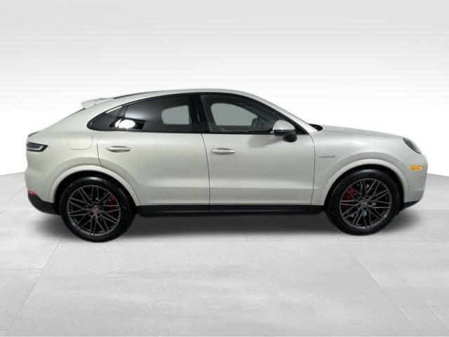 used 2025 Porsche Cayenne car, priced at $125,495