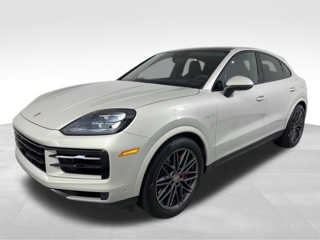 used 2025 Porsche Cayenne car, priced at $125,495