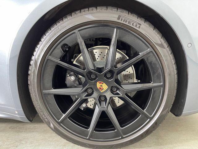 new 2025 Porsche 911 car, priced at $180,995