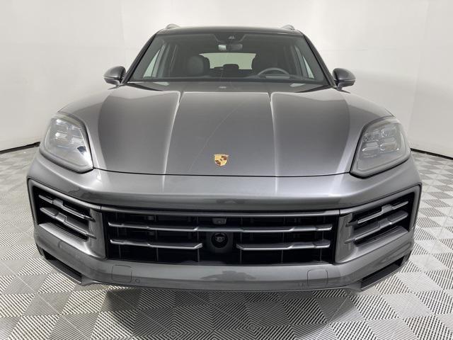 new 2025 Porsche Cayenne car