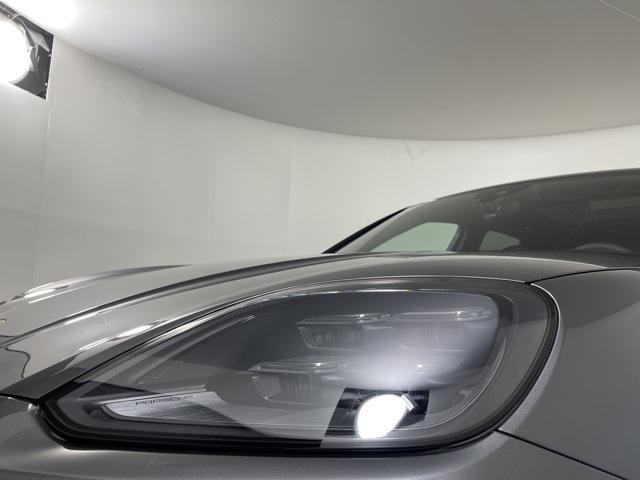 new 2025 Porsche Cayenne car