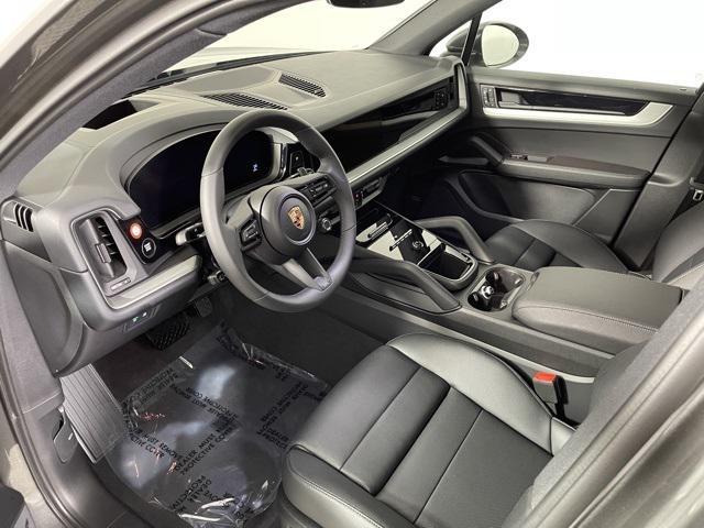new 2025 Porsche Cayenne car