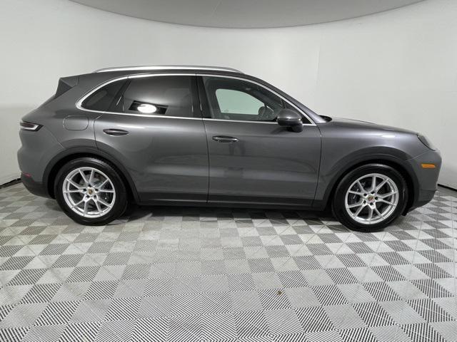 new 2025 Porsche Cayenne car