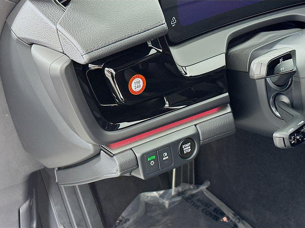 new 2025 Porsche Panamera car, priced at $152,515