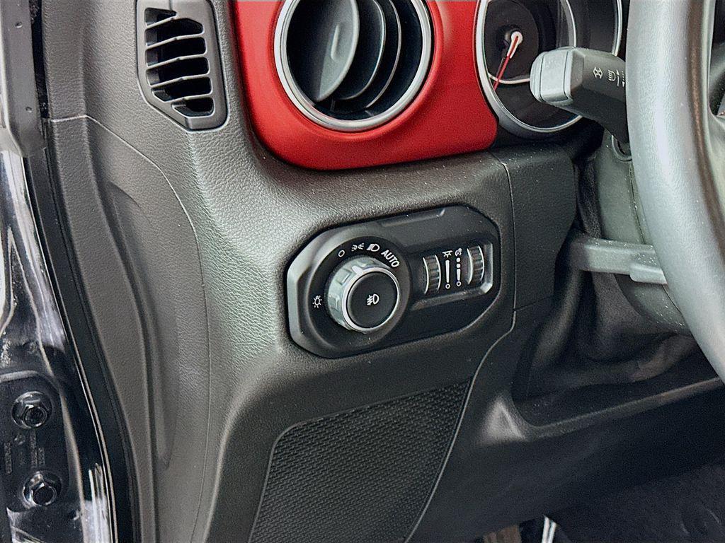 used 2021 Jeep Wrangler Unlimited car, priced at $30,995