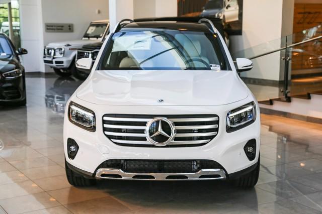 new 2024 Mercedes-Benz GLB 250 car, priced at $52,785