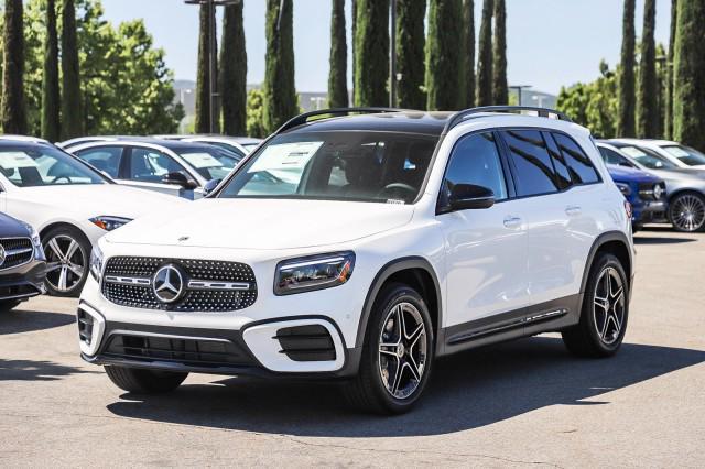 new 2024 Mercedes-Benz GLB 250 car, priced at $54,325