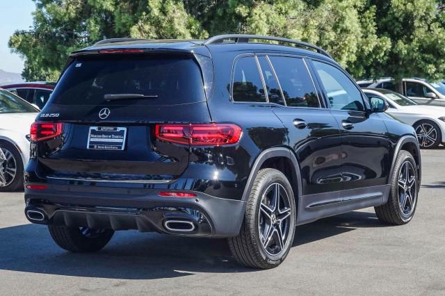 new 2025 Mercedes-Benz GLB 250 car, priced at $50,445