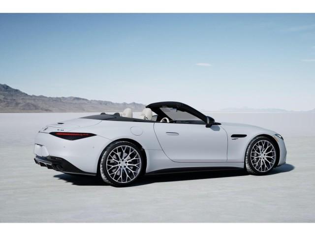 new 2025 Mercedes-Benz AMG SL 43 car, priced at $129,480