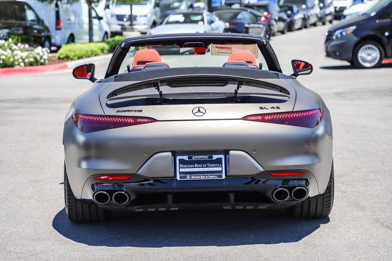 new 2024 Mercedes-Benz AMG SL 43 car, priced at $121,295