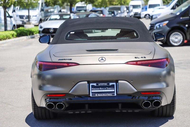 new 2024 Mercedes-Benz AMG SL 43 car, priced at $121,295