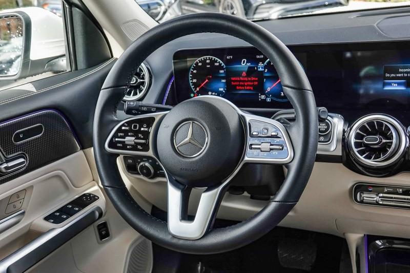 used 2023 Mercedes-Benz GLB 250 car, priced at $47,991