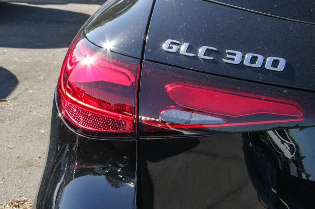 new 2025 Mercedes-Benz GLC 300 car, priced at $61,210